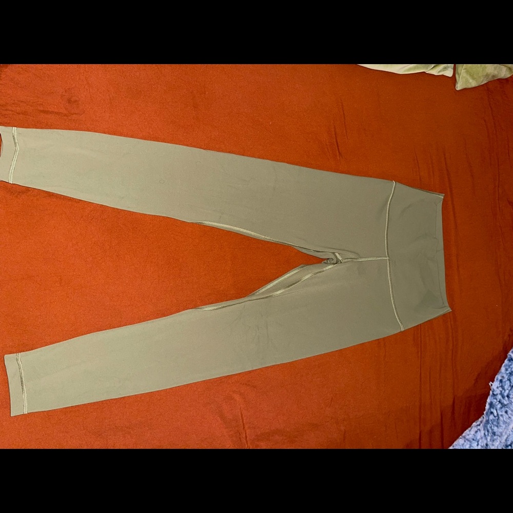 Align Lululemon - Picture 6 of 6